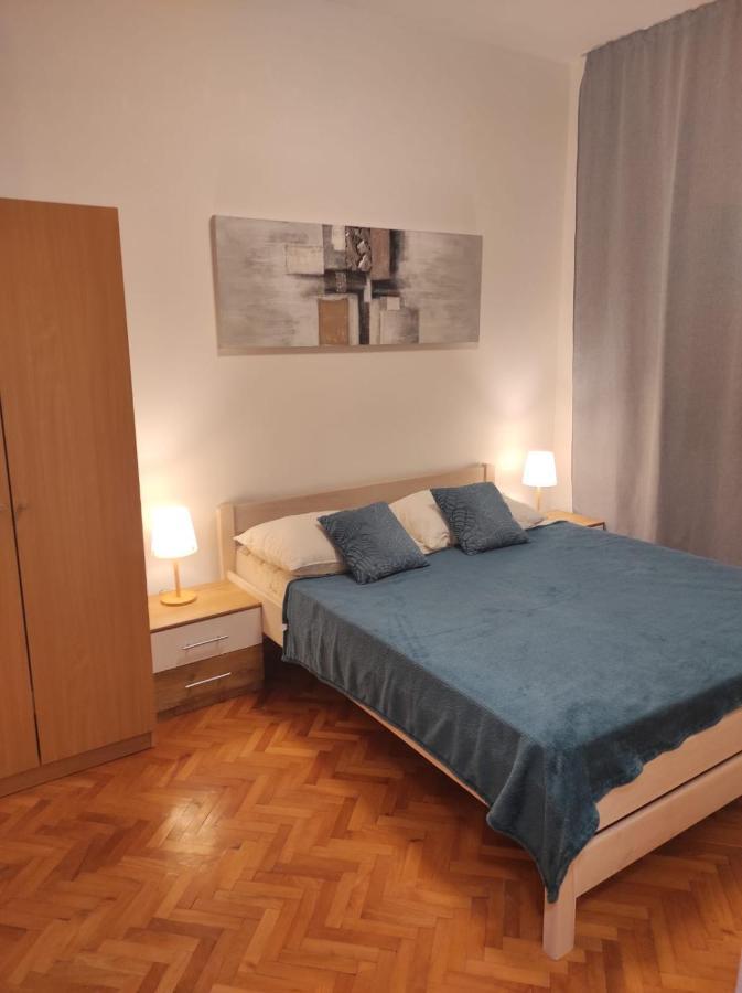 Apartment Ivano Vodice Eksteriør bilde