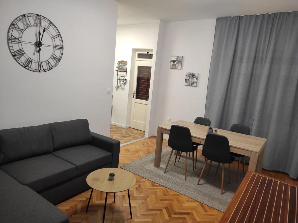 Apartment Ivano Vodice Eksteriør bilde