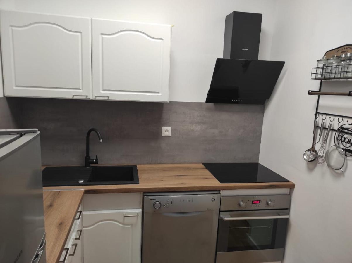 Apartment Ivano Vodice Eksteriør bilde