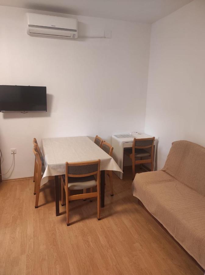 Apartment Ivano Vodice Eksteriør bilde